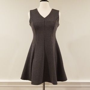 Sleeveless fall dress